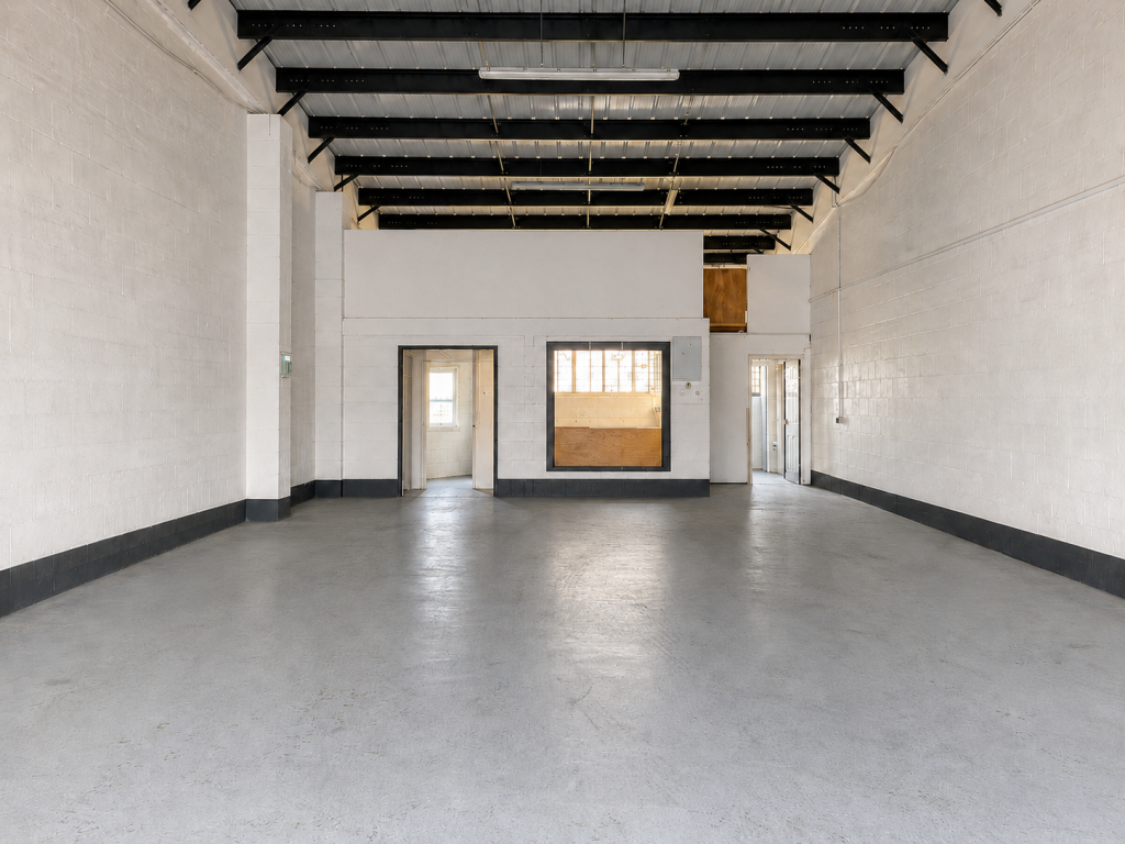 Property photo 1 of 6