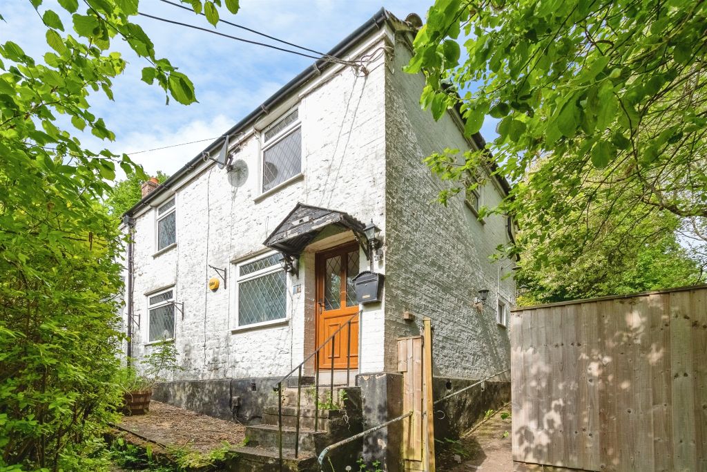 Property photo 1 of 31