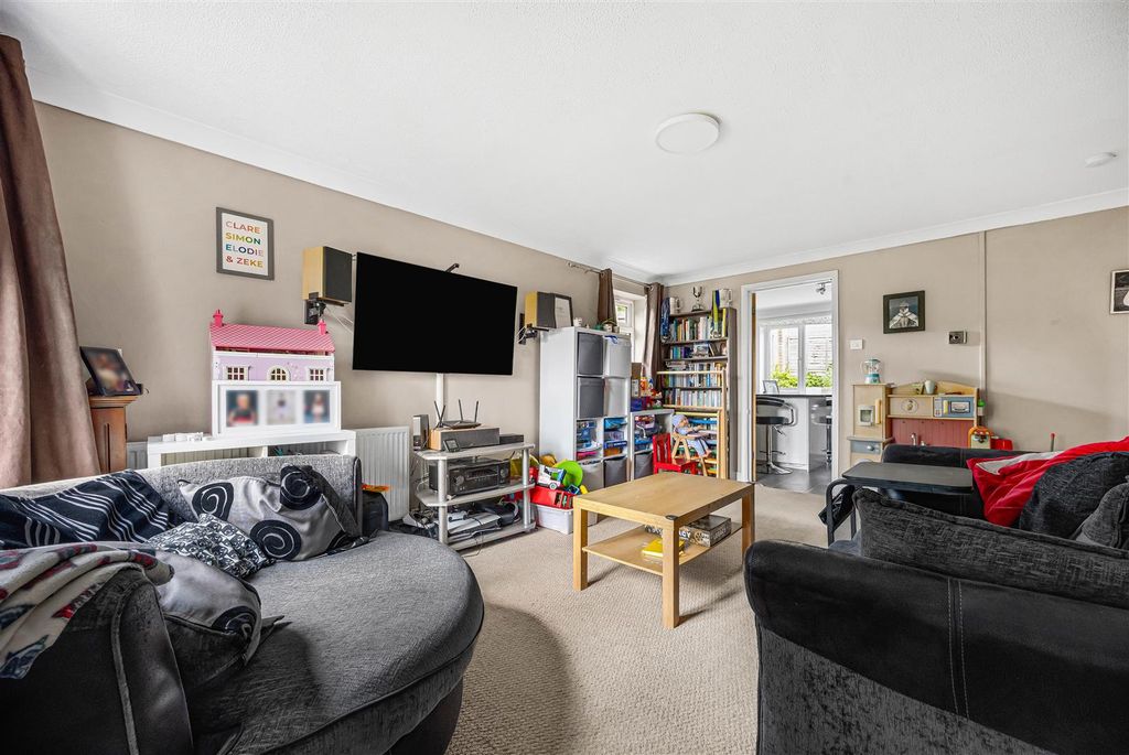 Property photo 2 of 16 18_81262.Jpg