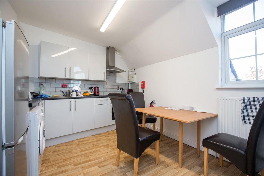 Property photo 1 of 17 Img_8132.Jpg