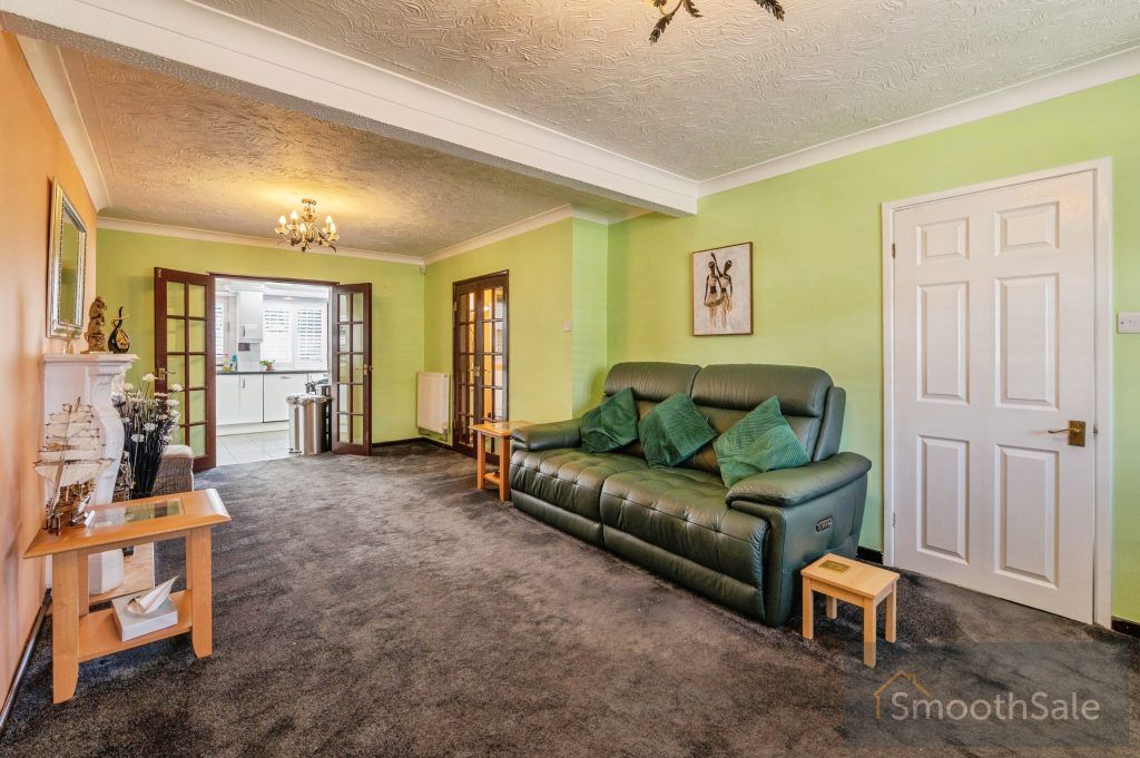 Property photo 3 of 22