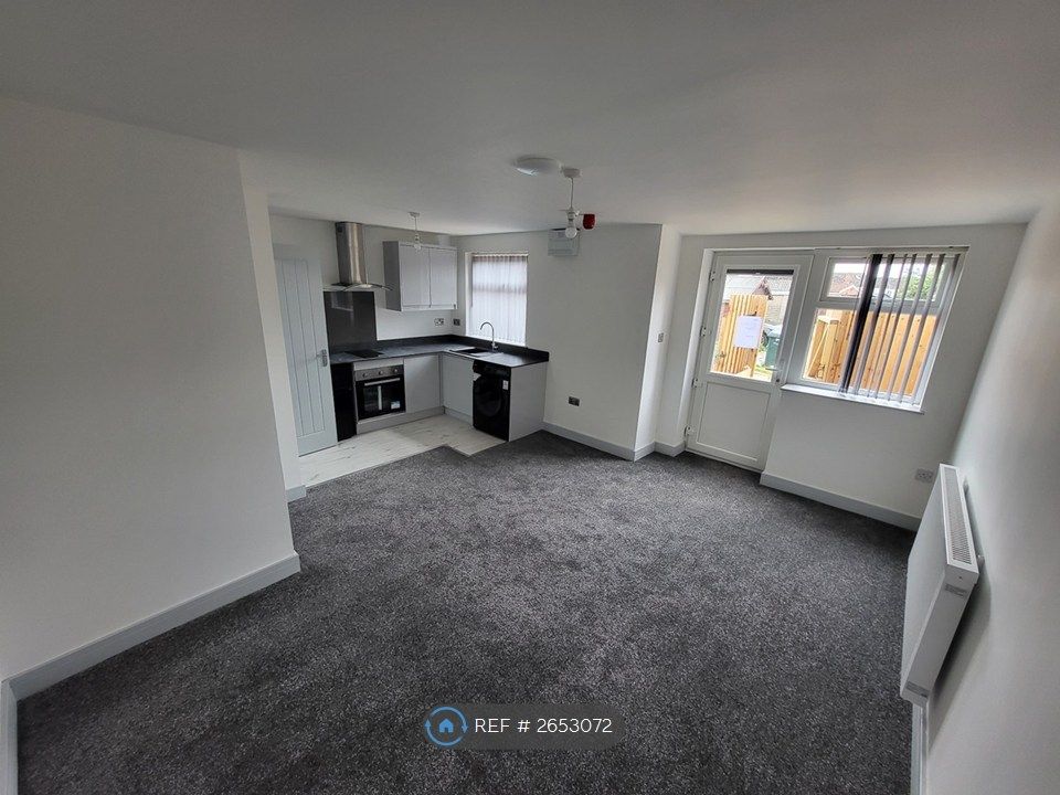 Property photo 3 of 8