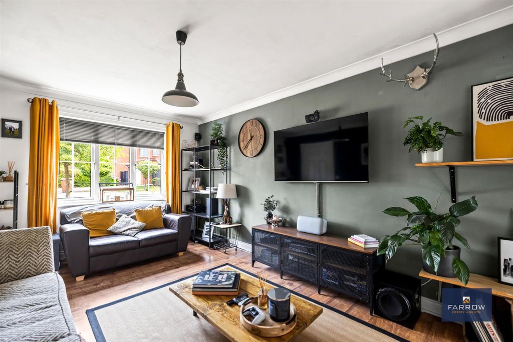 Property photo 2 of 29 Living Room