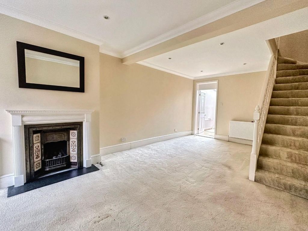 Property photo 2 of 11 Whatsapp Image 20250905 At 101406_5c506E2d.Jpg