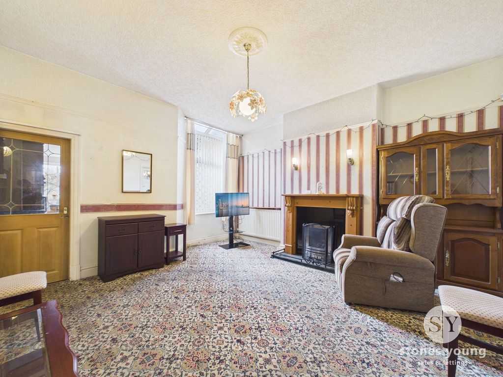 Property photo 3 of 15