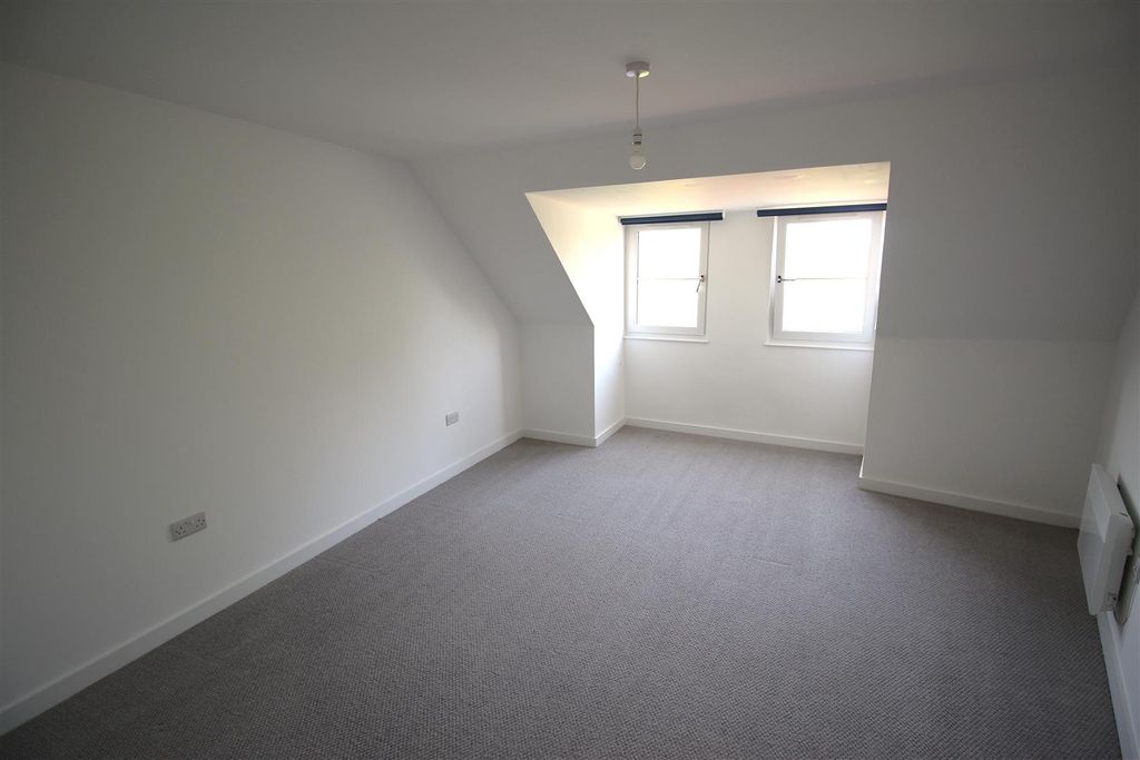 Property photo 3 of 14 Img_4236.Jpg