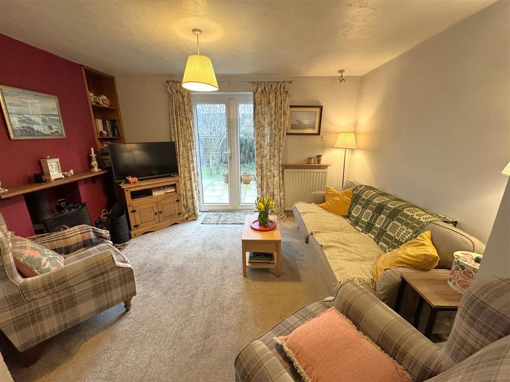 Property photo 3 of 16