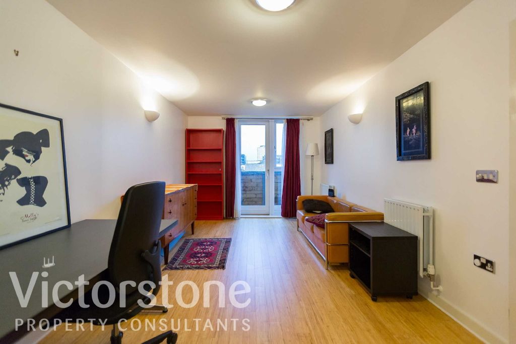 Property photo 2 of 11 3657713