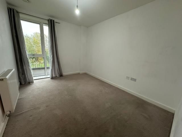 Property photo 3 of 7 Bedroom