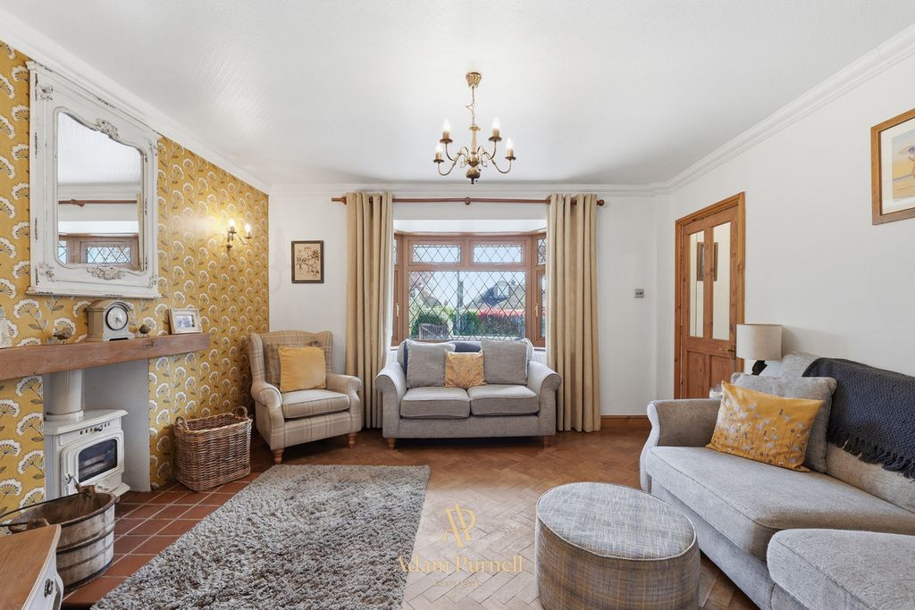 Property photo 3 of 29