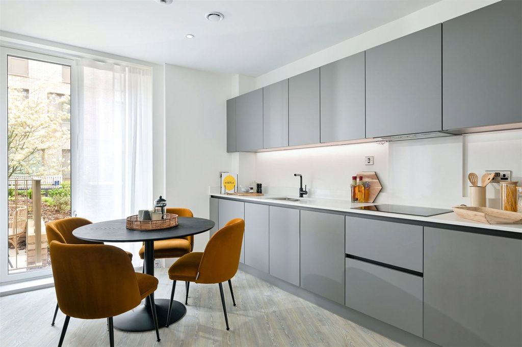 Additional image 2 of 2 bed flat for saleAppleton Way, Fusion At Knights Park, Eddington, Cambridge CB3