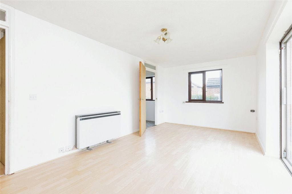 Property photo 3 of 17 Picture No. 08