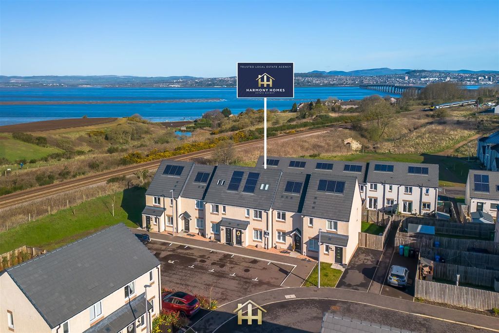 Property photo 1 of 26 19 Newton Park Dd6 8Ej 010426 Edit (1 Of 6) 1.Jpg