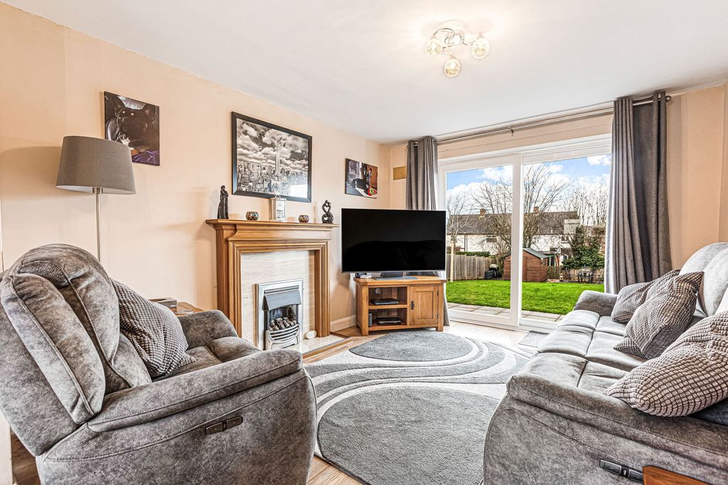 Property photo 3 of 24