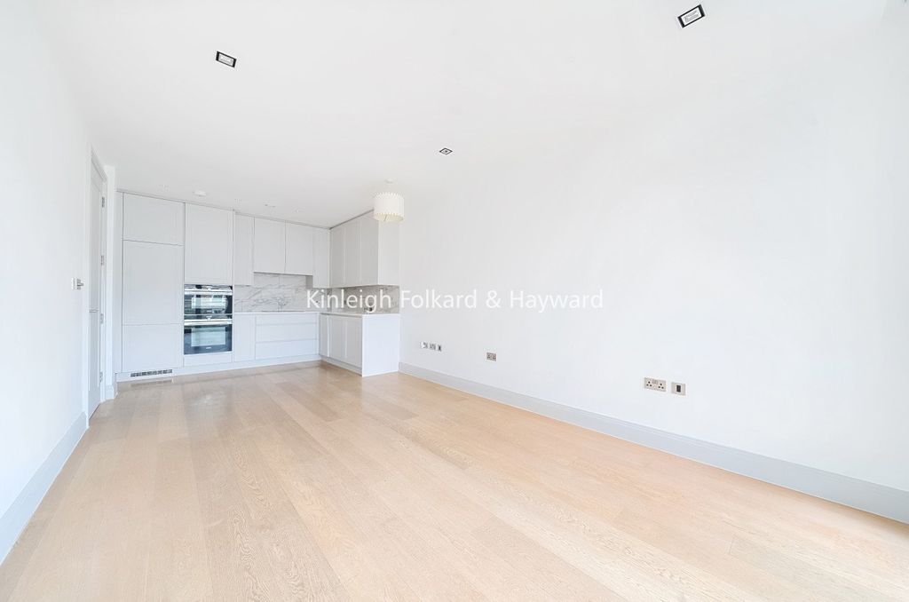 Property photo 1 of 19 Picture No. 06
