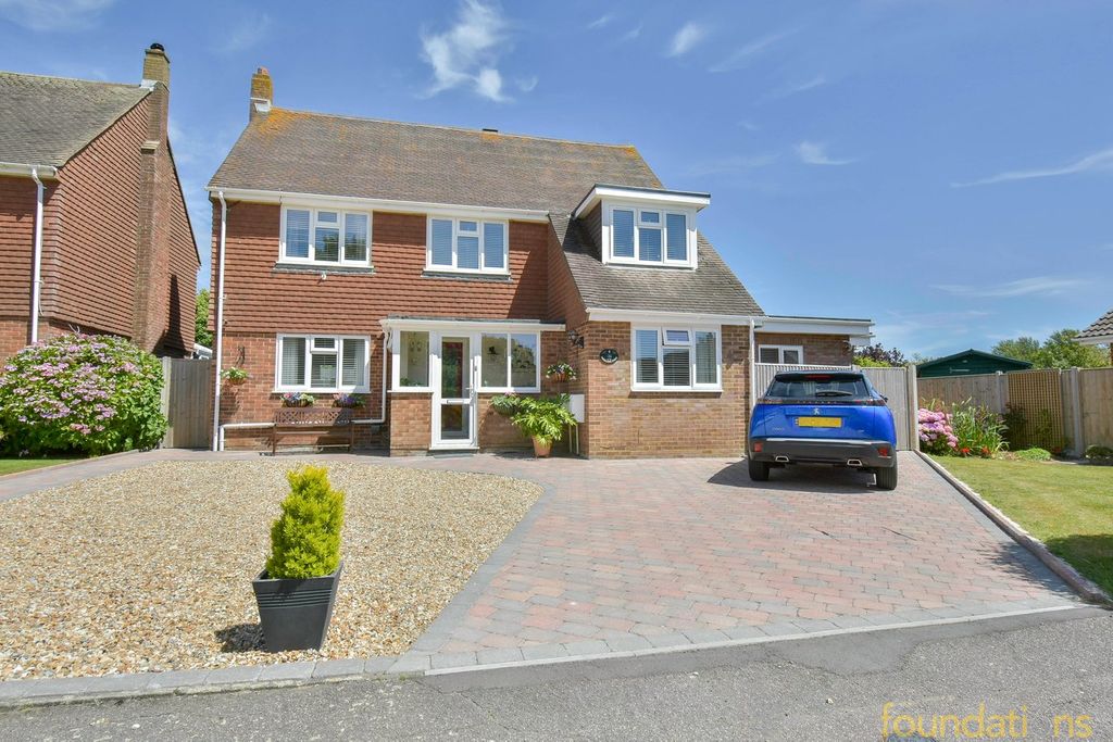 Property photo 1 of 34