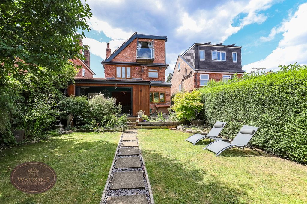Property photo 2 of 38
