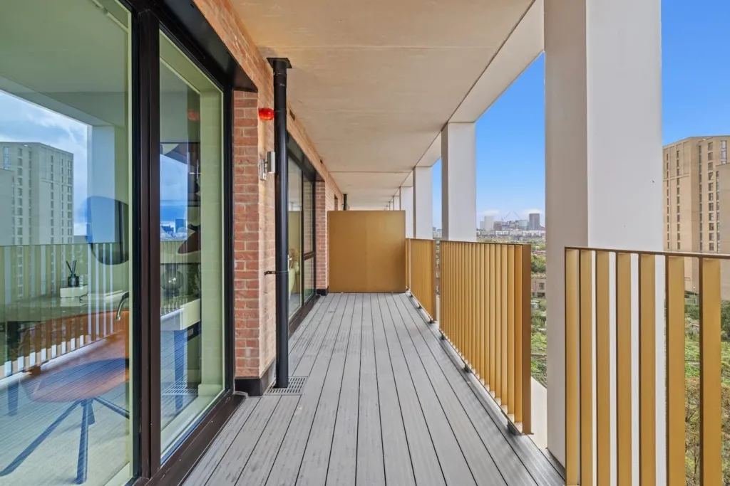 Property photo 3 of 4