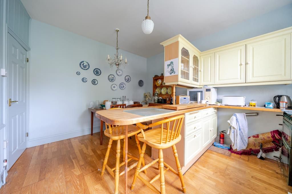 Property photo 3 of 21 Dining Area/Kitchen