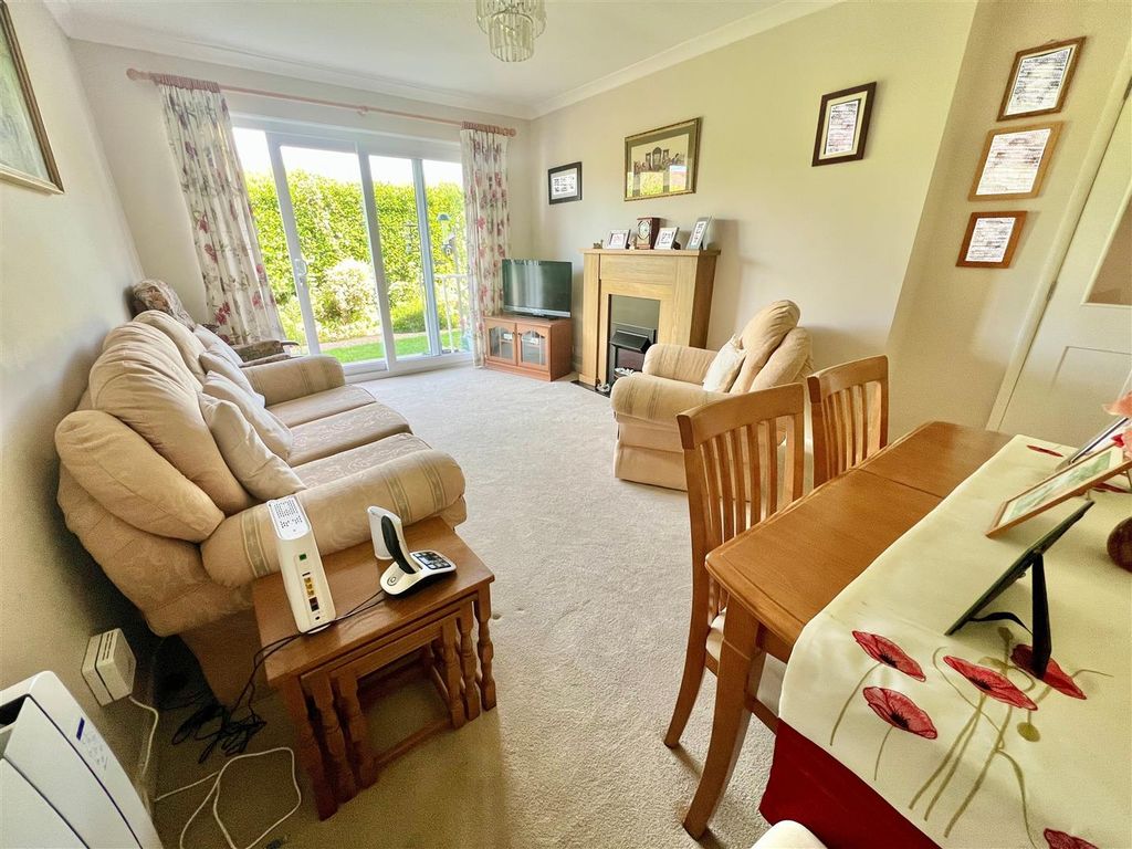 Property photo 2 of 16