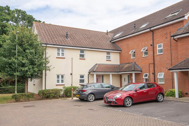 Property photo 1 of 10 External