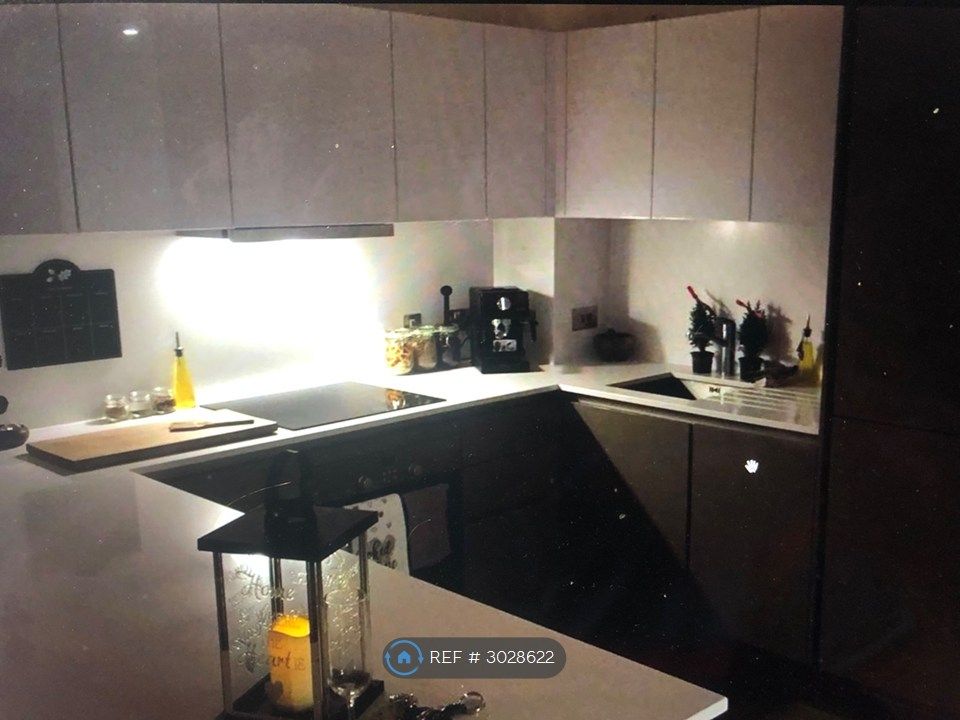 Property photo 2 of 8 Marble Kitchen