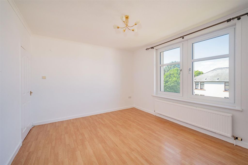Property photo 3 of 17 12F Lawton Terrace Dundee-3.Jpg
