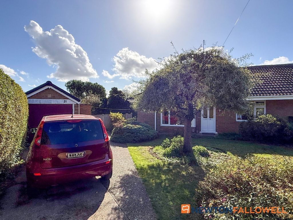 Property photo 1 of 19 Front & Driveway
