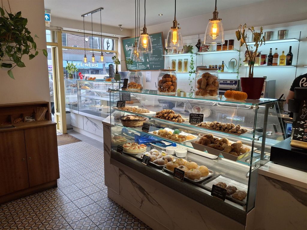 Property photo 2 of 7 Photo 1