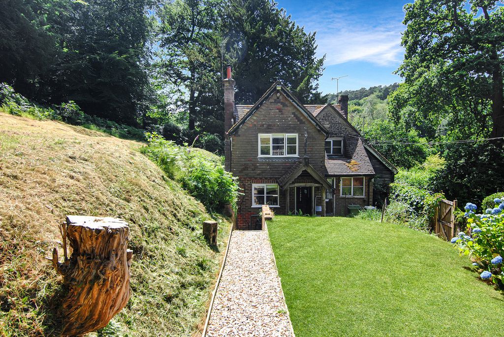 Property photo 3 of 16