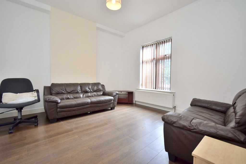 Property photo 2 of 10 Gallery