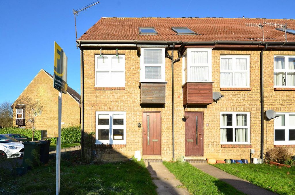 Property photo 1 of 5