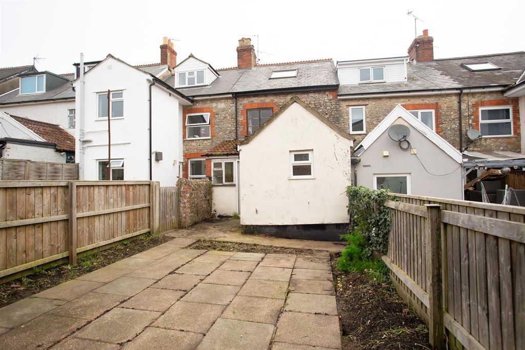 Property photo 2 of 12 Derb7467.Jpg