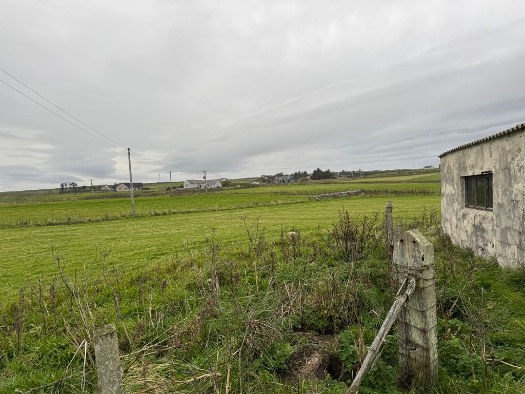 Property photo 3 of 35
