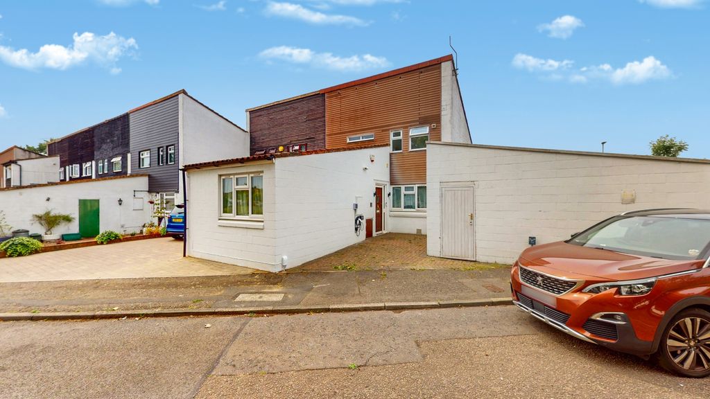 Property photo 2 of 15 5127291