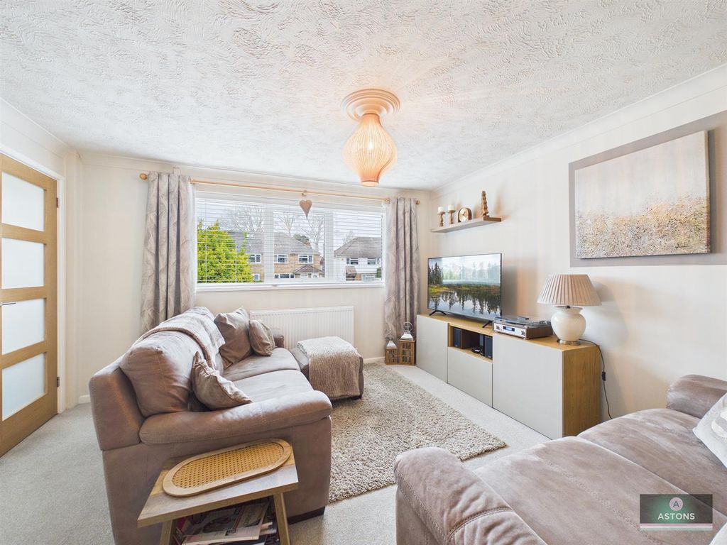 Property photo 2 of 20 Cam02067G0-Pr0216-Still003.Jpg