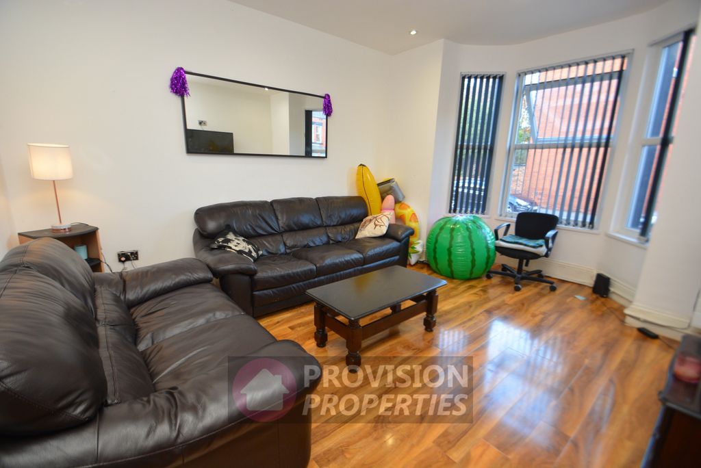 Property photo 1 of 11 Photo