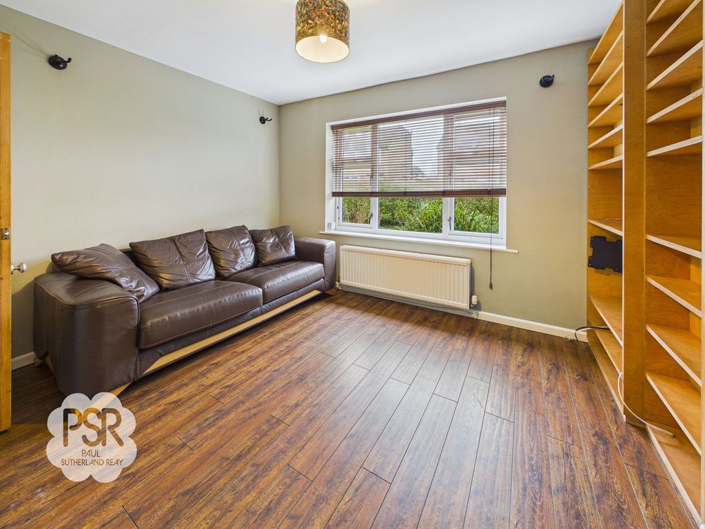 Property photo 2 of 31