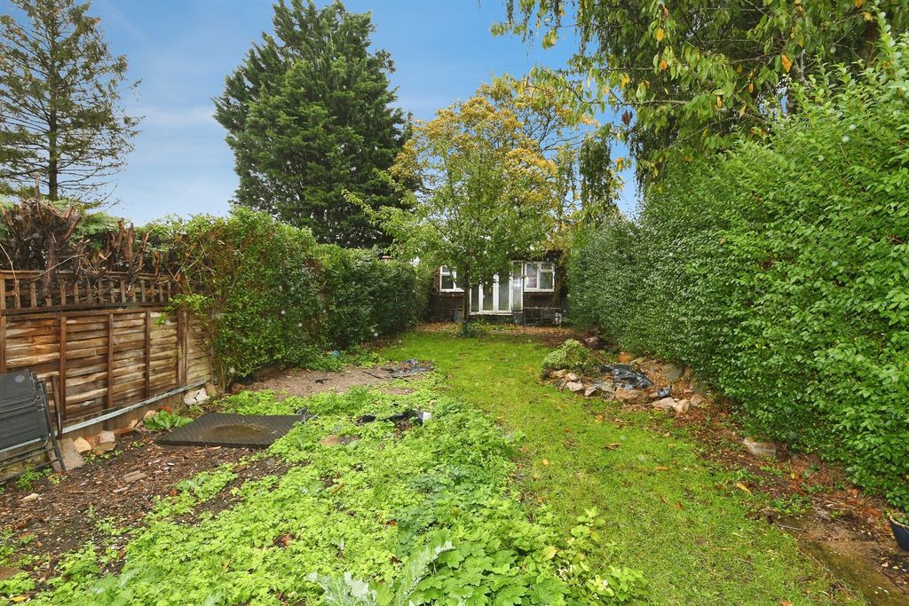 Property photo 3 of 16