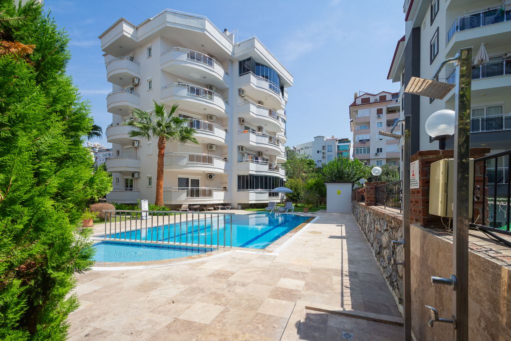 Property photo 2 of 25 Immaculate Furnished Apartment For Sale In Cikcilli, Alanya - Shared Sun Terraces