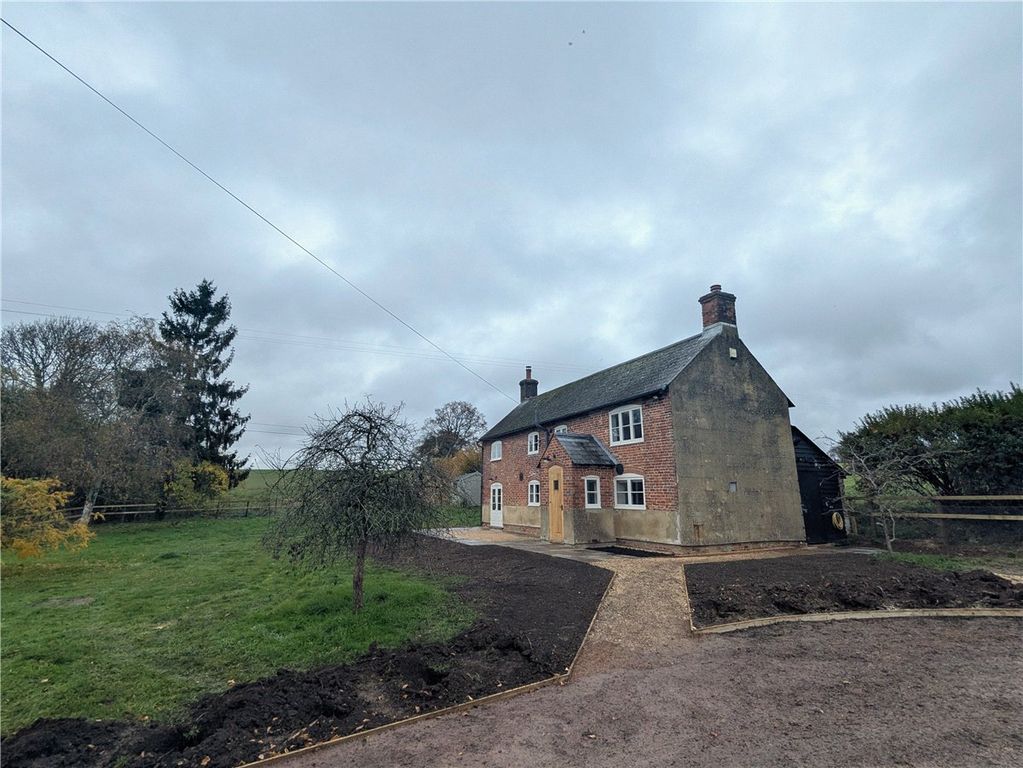 Property photo 2 of 20 Picture No. 21