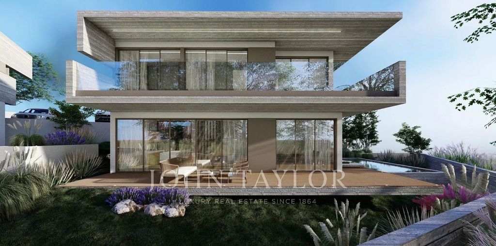 Property photo 3 of 4