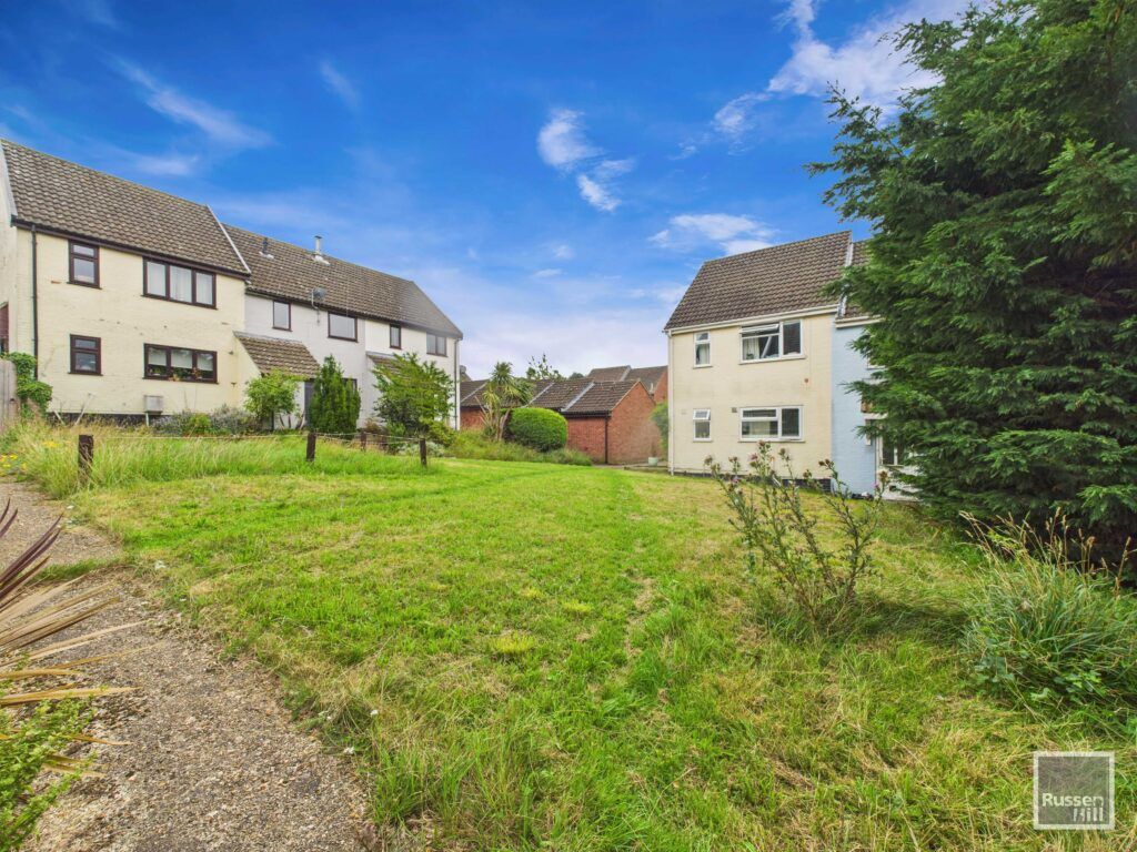 Property photo 2 of 12
