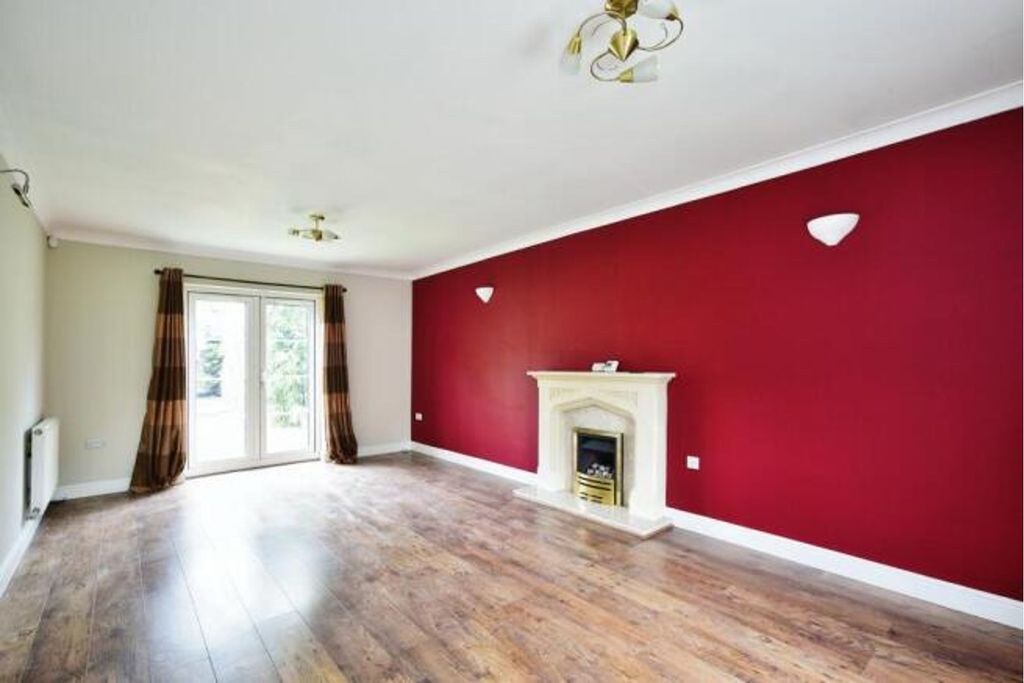 Property photo 2 of 23
