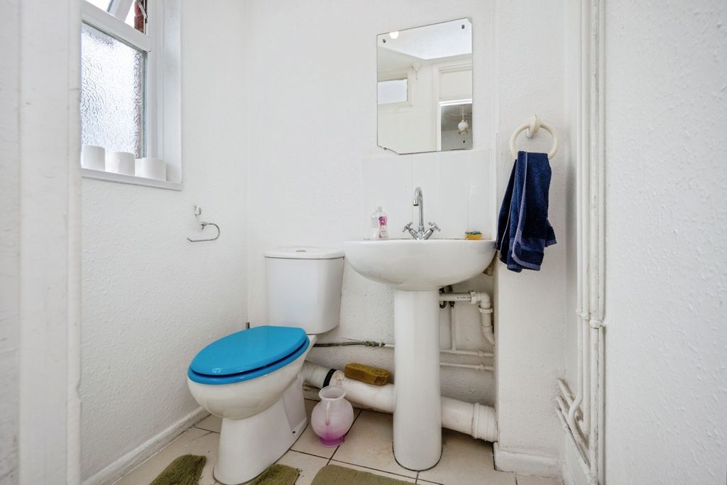 Property photo 3 of 15 Photo