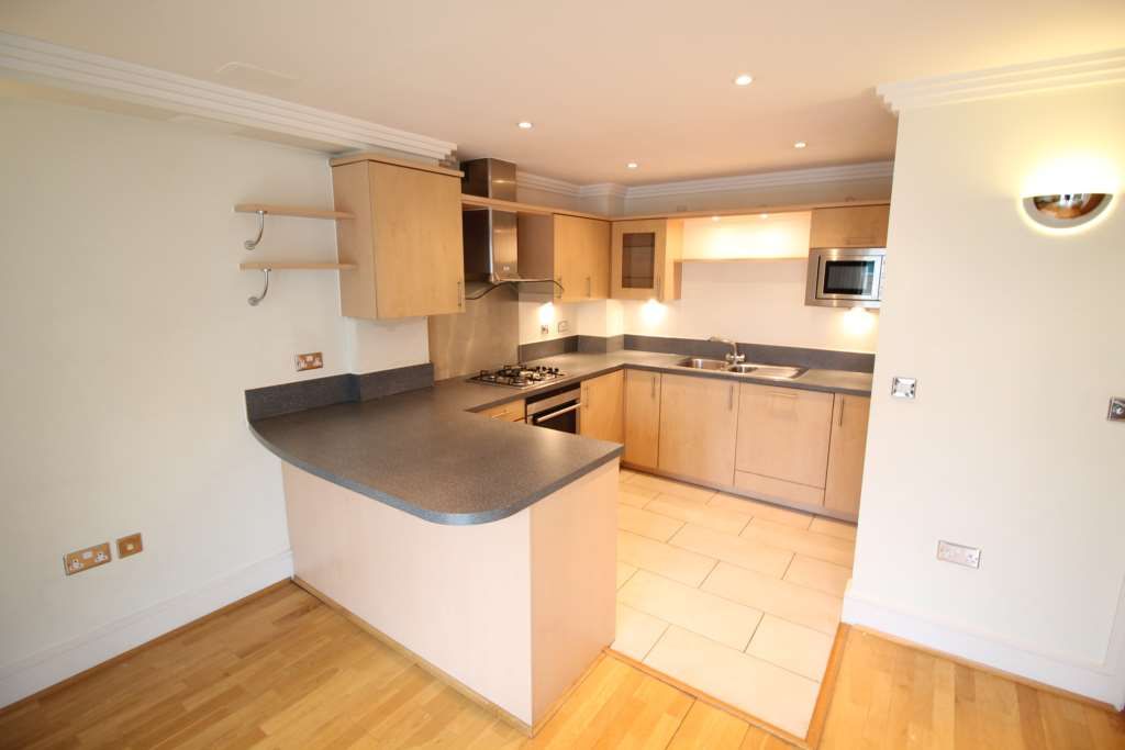 Property photo 3 of 6