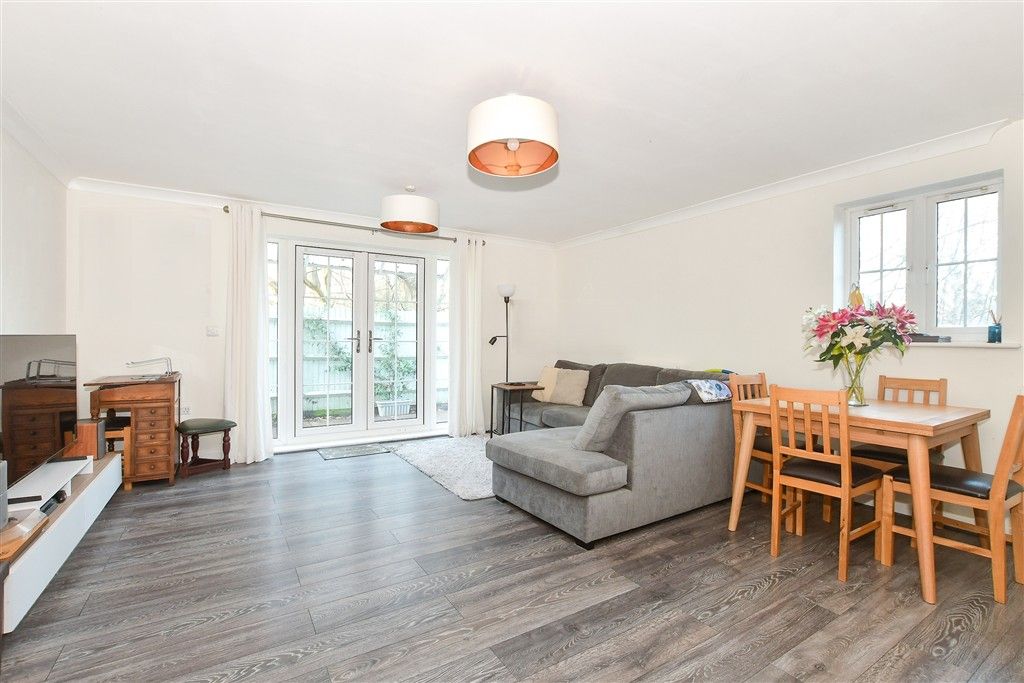 Property photo 3 of 10 Kitchen/Lounge /Dining Room.