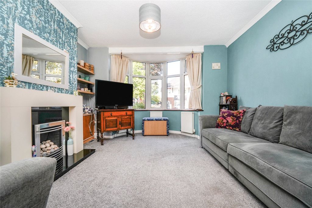 Property photo 3 of 10 Picture No. 32