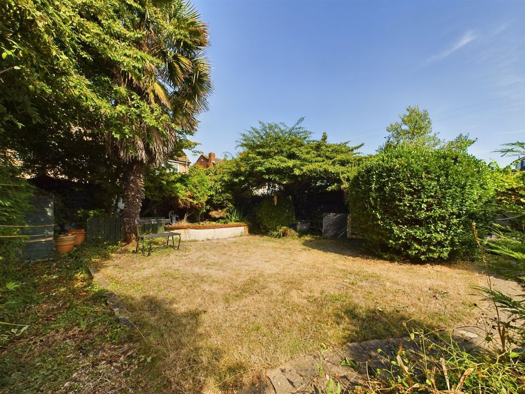 Property photo 1 of 21