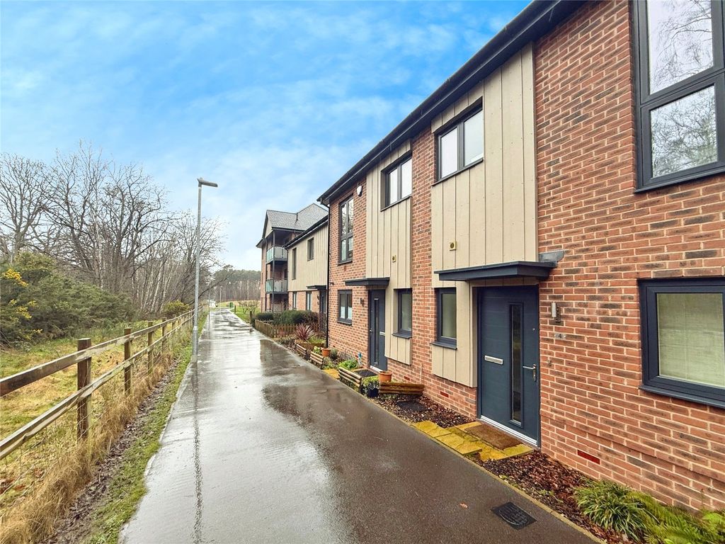 Property photo 1 of 21 Picture No. 28